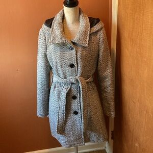 Liz Claiborne black & white wool blend belted coat